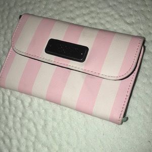 PINK victoria’s secret wallet barely used